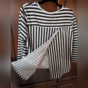 Halogen Split Back Striped Black And White Top Size XL